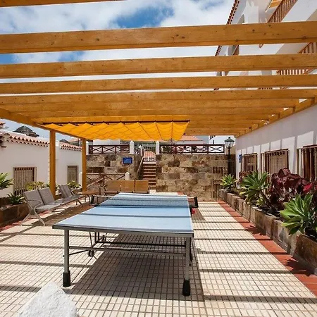 2 Bedroom For 4 People In Tenerife